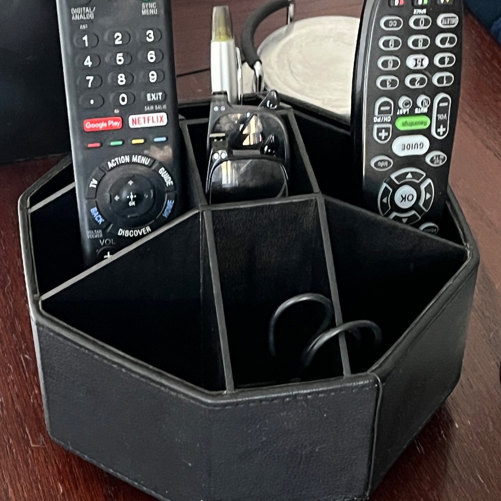 Large Remote Control Organizer Seivel Faux Leather